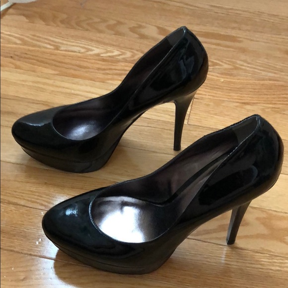 🖤Charles David Platform Pumps 👠 - Picture 2 of 5